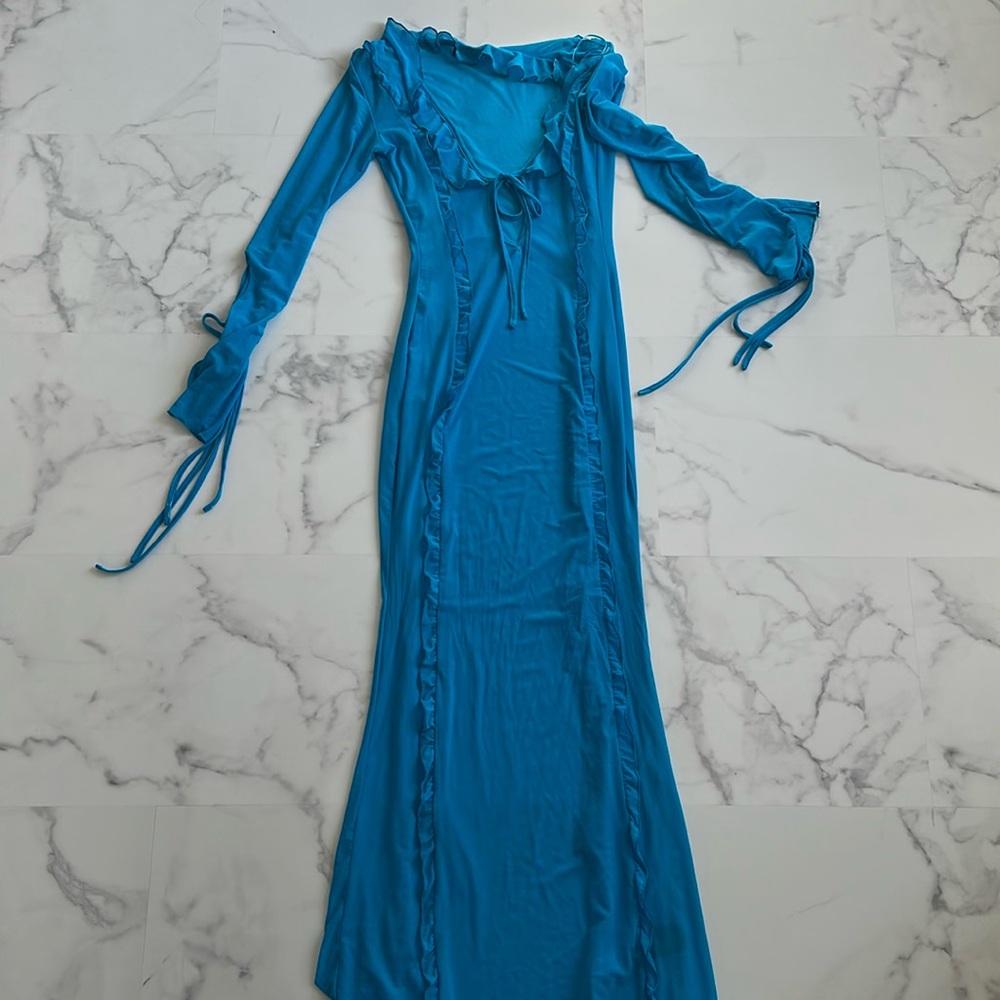 Finesse Blue Cover Up